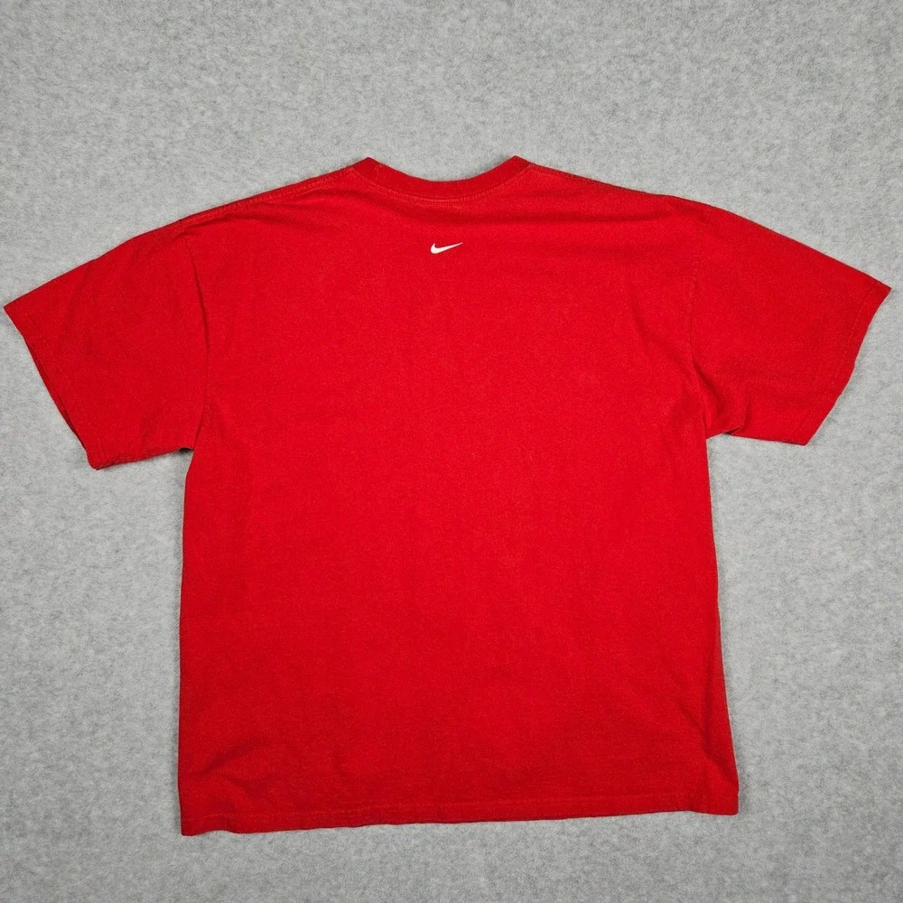 Nike (Mens XL) Red T-Shirt Script Logo Center Swoosh Cotton Short Sleeve Tee VTG